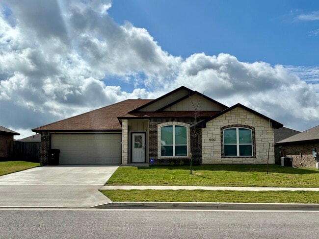 property at 6100 Aquilla Dr
