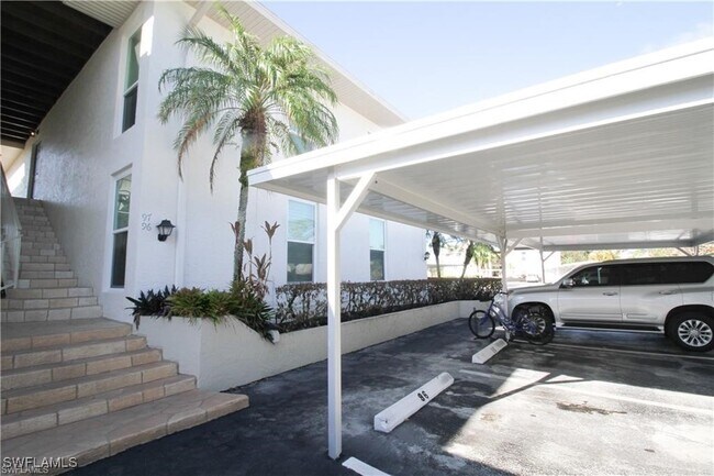 property at 97 Georgetown Blvd