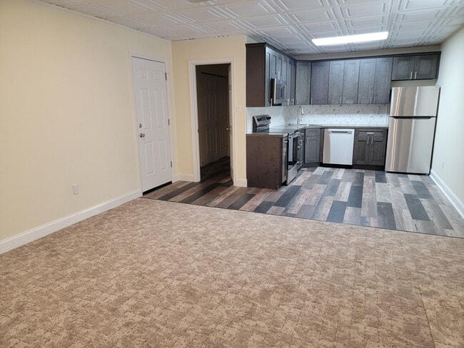 71 Bellevue Ave, Unit E