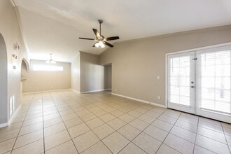 3104 N Copenhagen Dr in Avondale, AZ - Foto de edificio - Building Photo