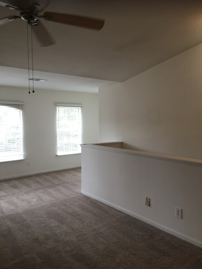 property at 897 Fording Island Rd