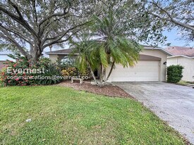 10308 Birdwatch Dr in Tampa, FL - Building Photo