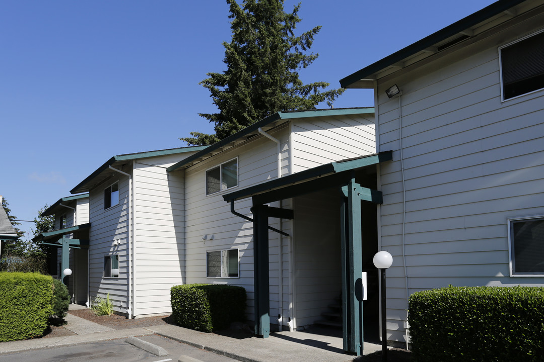 Applegate Apartments in Portland, OR - Foto de edificio