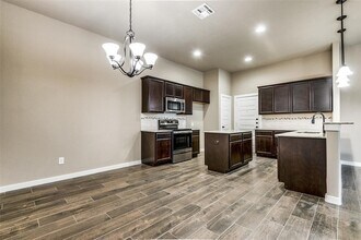 9709 Grosbeak Ln in The Woodlands, TX - Building Photo - Building Photo