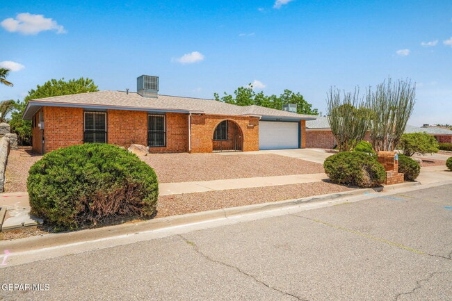 4513 Sky Hawk Ave in El Paso, TX - Building Photo - Building Photo