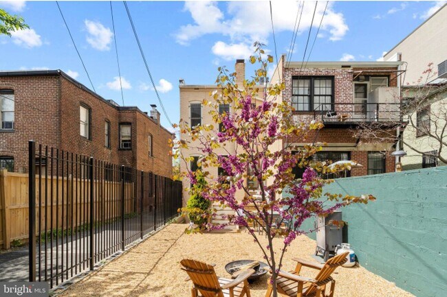 514 11th St SE in Washington, DC - Building Photo - Building Photo