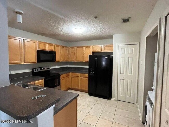 property at 1423 Manotak Point Dr