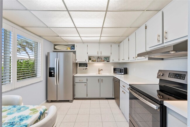 property at 500 Teryl Rd