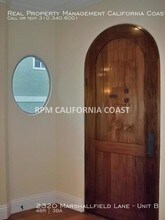 2320 Marshallfield Ln-Unit -Unit B in Redondo Beach, CA - Building Photo - Building Photo