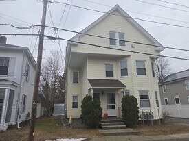 12 Connors St, Unit 3 in Fitchburg, MA - Building Photo