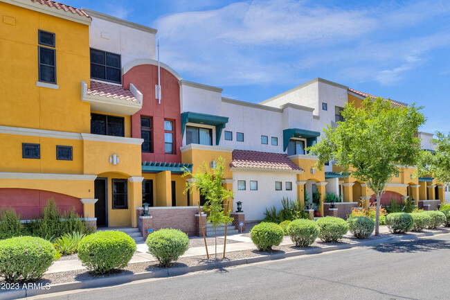 123 N Washington St in Chandler, AZ - Building Photo - Building Photo