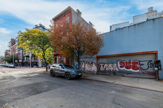 78 S 6th St in Brooklyn, NY - Foto de edificio - Building Photo