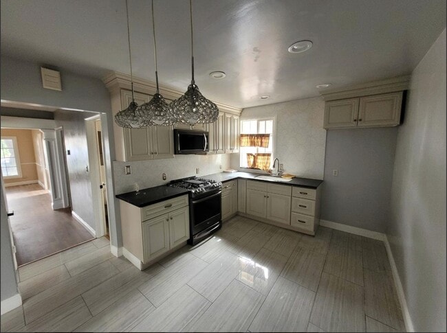 15515 Harvest Ave in Norwalk, CA - Building Photo - Building Photo