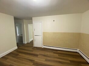 15 Pennsylvania Ave in Newton, MA - Building Photo - Building Photo