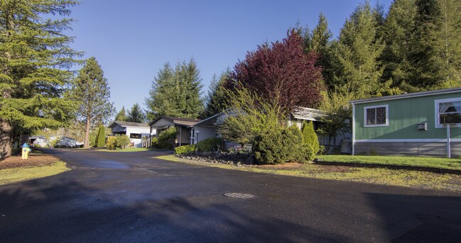 1205 Marion St in Centralia, WA - Foto de edificio - Building Photo