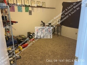 904 Stanislaus St in Maricopa, CA - Building Photo - Building Photo