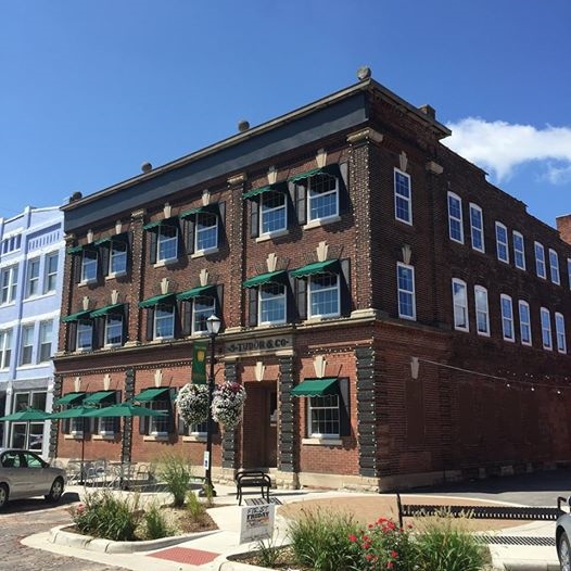 Tudor Apartments in Kokomo, IN - Foto de edificio - Building Photo