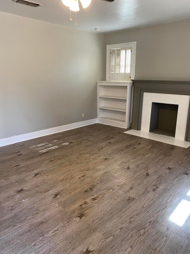 2618 21st St in Lubbock, TX - Foto de edificio - Building Photo