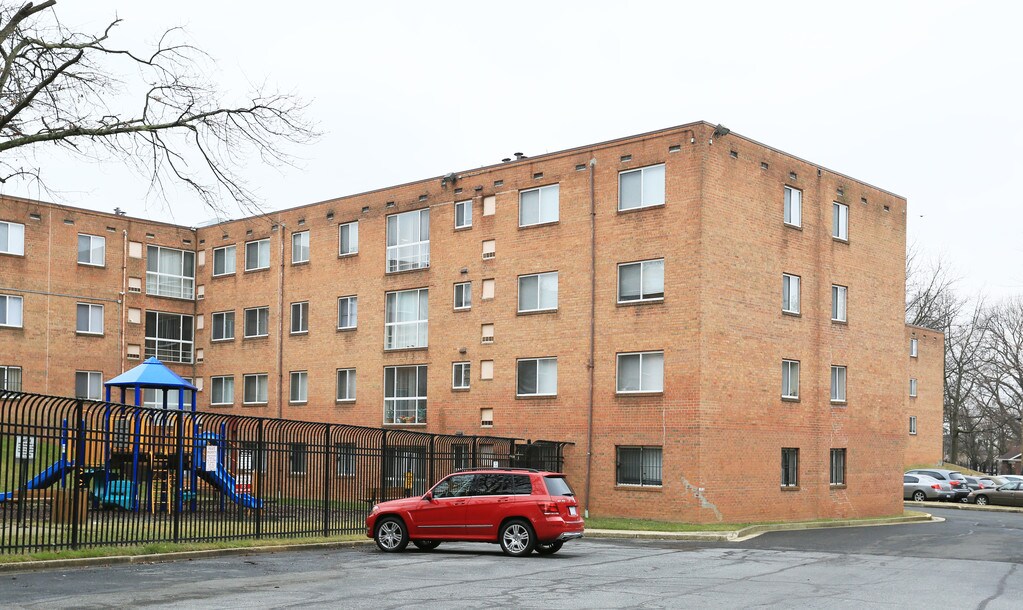 Anacostia Gardens Apartments in Washington, DC