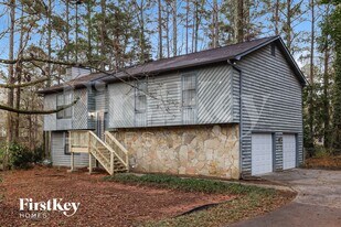 803 Brook Hollow Cir SE in Conyers, GA - Building Photo