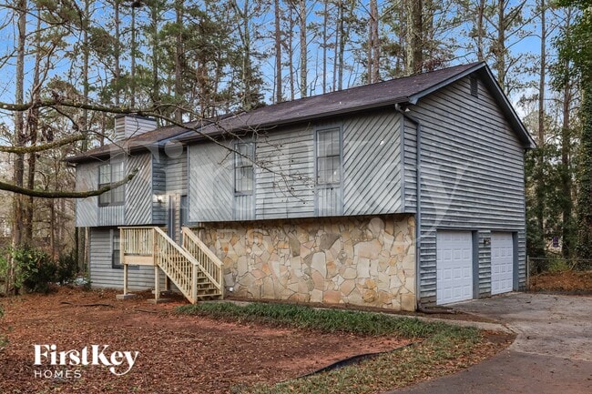 property at 803 Brook Hollow Cir SE