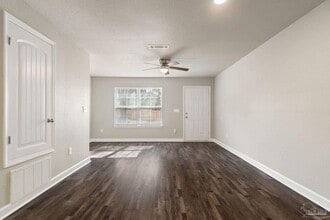 9906 Holsberry Rd in Pensacola, FL - Building Photo - Building Photo