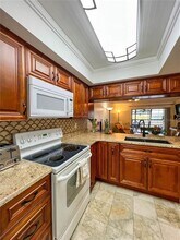9860 62nd Ter in St. Petersburg, FL - Building Photo - Building Photo