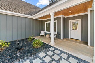 191 Crooked Creek Bay Rd SE in Eatonton, GA - Building Photo - Building Photo