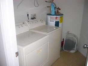 1915 Lavers Cir-Unit -E-307 in Delray Beach, FL - Building Photo - Building Photo