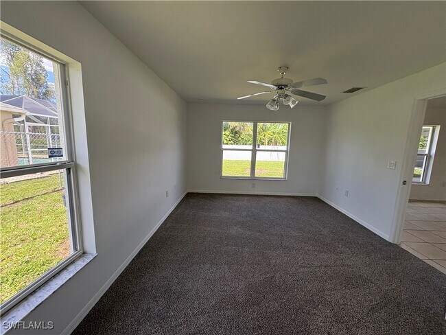 1207 SW 18th Ave