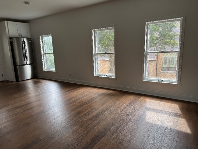 10907 Woodstock St in Huntley, IL - Building Photo - Building Photo