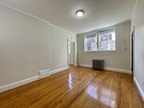 75 Strathmore Rd, Unit 3 in Boston, MA - Building Photo - Building Photo