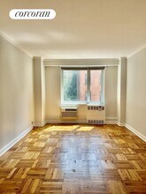411 E 53rd St in New York, NY - Building Photo - Building Photo
