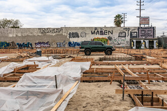 Goldfinch Apartments in North Hollywood, CA - Building Photo - Primary Photo