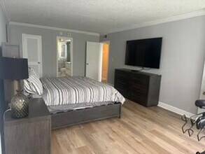 1170 N Federal Hwy in Fort Lauderdale, FL - Foto de edificio - Building Photo