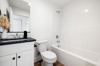 1030 S Underwood Pl in Kennewick, WA - Building Photo - Building Photo