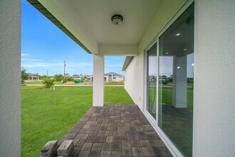 314 NW 25th Pl in Cape Coral, FL - Building Photo - Building Photo