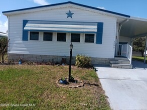 7606 Cedar Bark Rd in Micco, FL - Building Photo - Building Photo