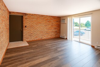 5212 Belclare Rd in Cincinnati, OH - Foto de edificio - Building Photo