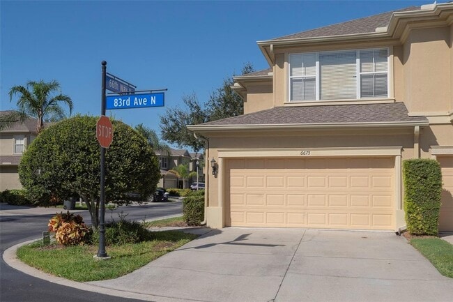 6675 83rd Ave N in Pinellas Park, FL - Foto de edificio - Building Photo