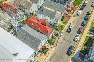 31 Atlantic Ave in Ocean Grove, NJ - Building Photo - Building Photo