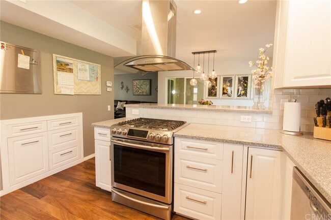 24782 Daphne W in Mission Viejo, CA - Building Photo - Building Photo