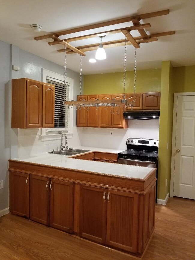 829 N Salina St, Unit #1