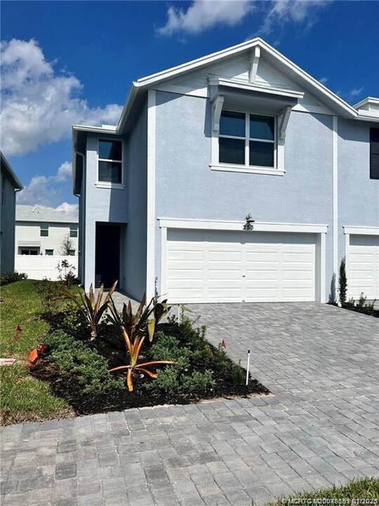 253 Osprey Preserve Blvd in Jensen Beach, FL - Building Photo