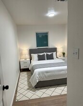 12939 Segrest Dr in Houston, TX - Building Photo - Building Photo