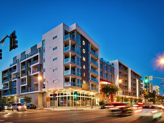 Domain Weho in West Hollywood, CA - Foto de edificio - Building Photo