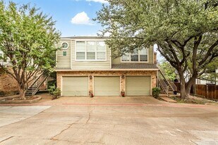 7151 Gaston Ave in Dallas, TX - Building Photo