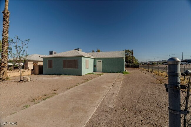 100 N Ocotillo St in Henderson, NV - Building Photo - Building Photo