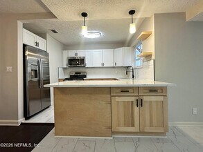 1239 Glen Laura Rd in Jacksonville, FL - Building Photo - Building Photo