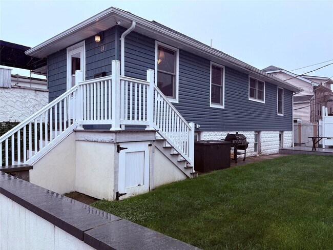 property at 61 Illinois Ave